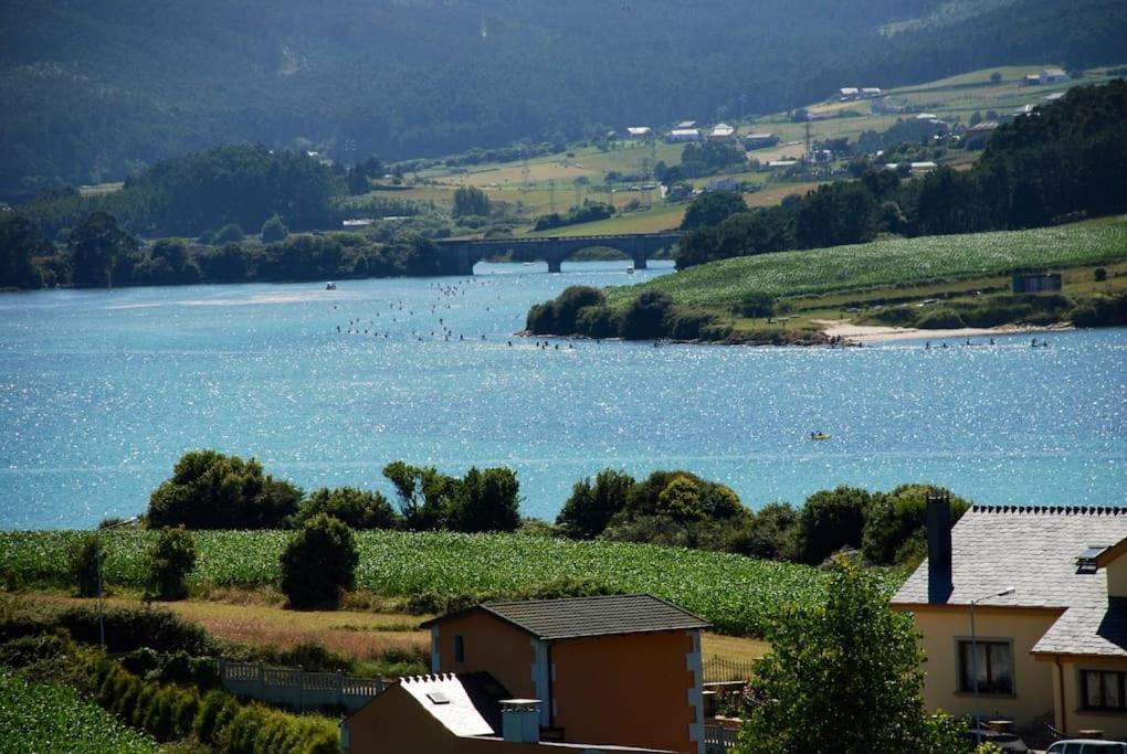 Atico Con Vistas A La Ria Y A Foz Leilighet Barreiros Eksteriør bilde